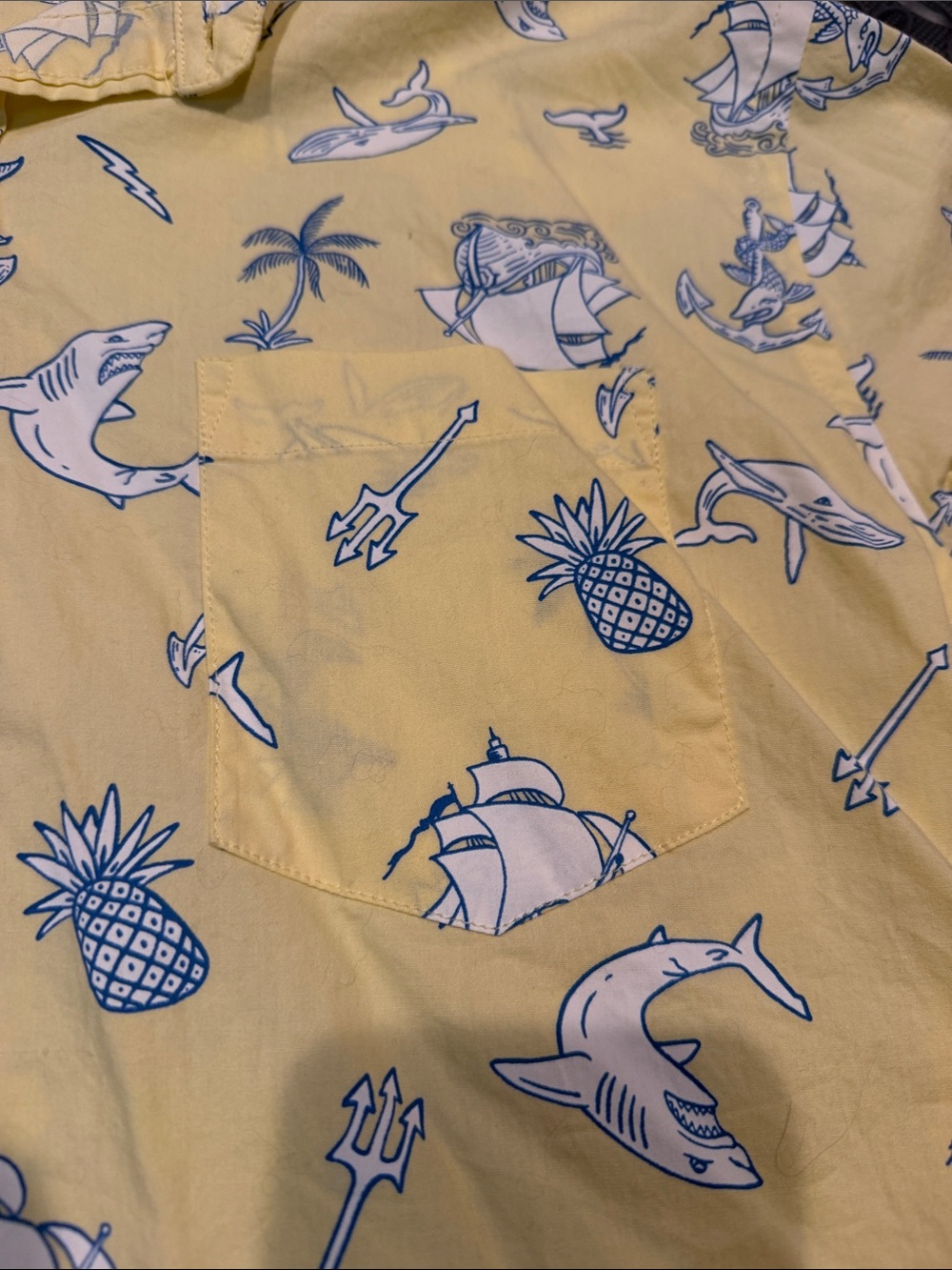 Yellow Tropical Print Short-Sleeve Button-Down Shirt - Picture 5 of 6